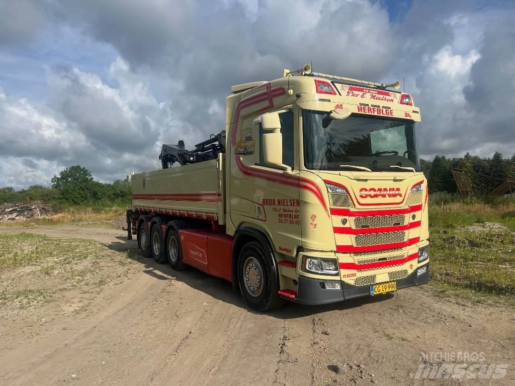 Scania R 520 Tridem Autožeriavy, hydraulické ruky