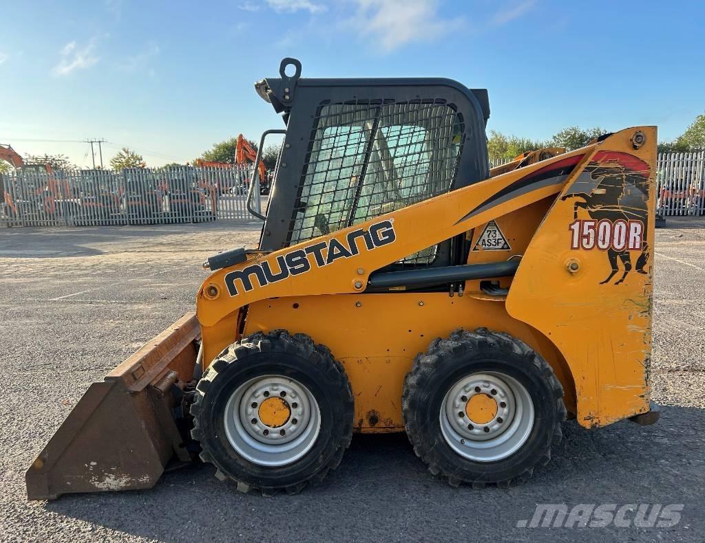 Mustang 1500 R Šmykom riadené nakladače