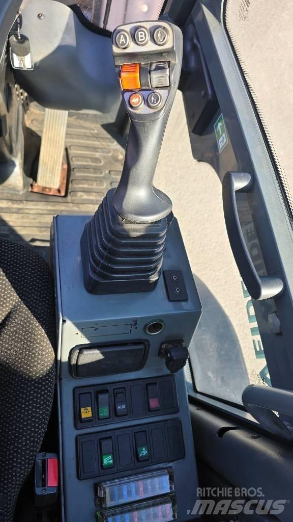 Weidemann 2080Tele Viacúčelové nakladače