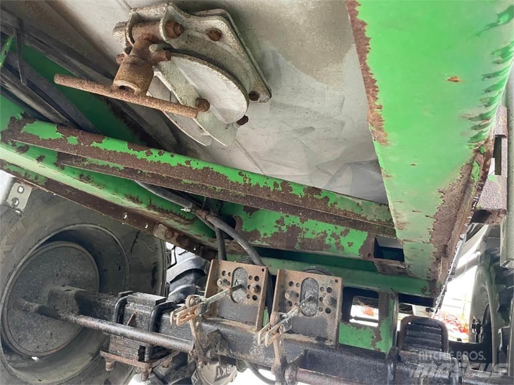 Joskin 12500 TS Rozmetadlá maštaľného hnoja