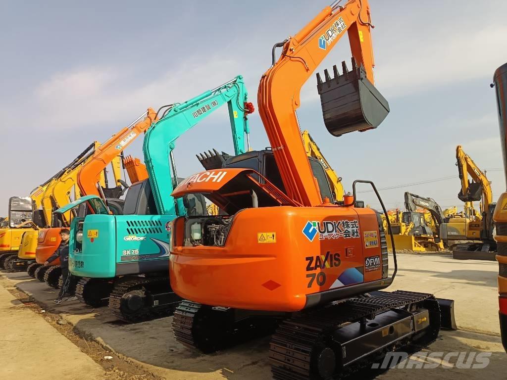 Hitachi ZX 70 Midi rýpadlá 7 t - 12 t