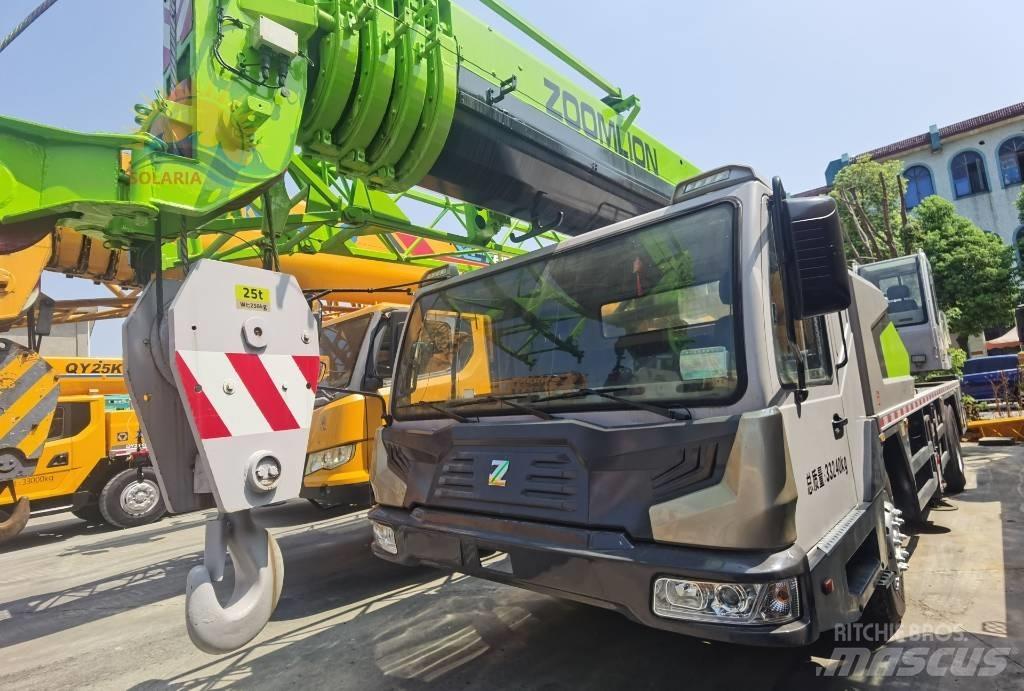 Zoomlion ztc 251v Univerzálne terénne žeriavy