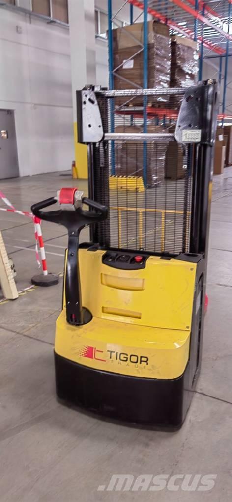 Hyster S 1.2 Ručne vedené vysokozdvižné vozíky