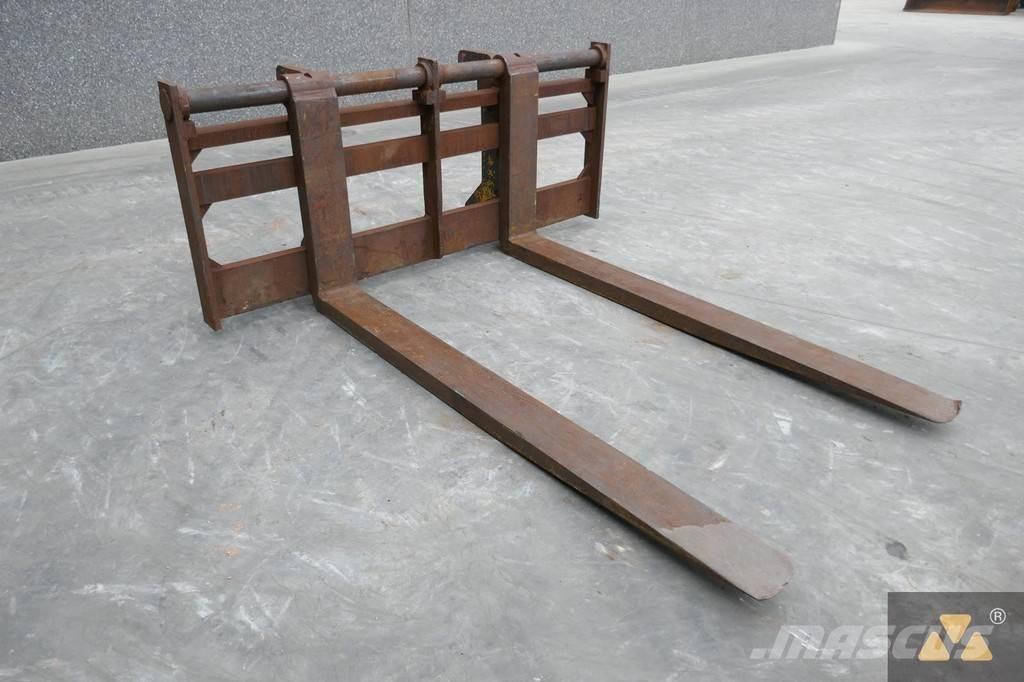 CAT 966/972 Forks Doprava – ostatné