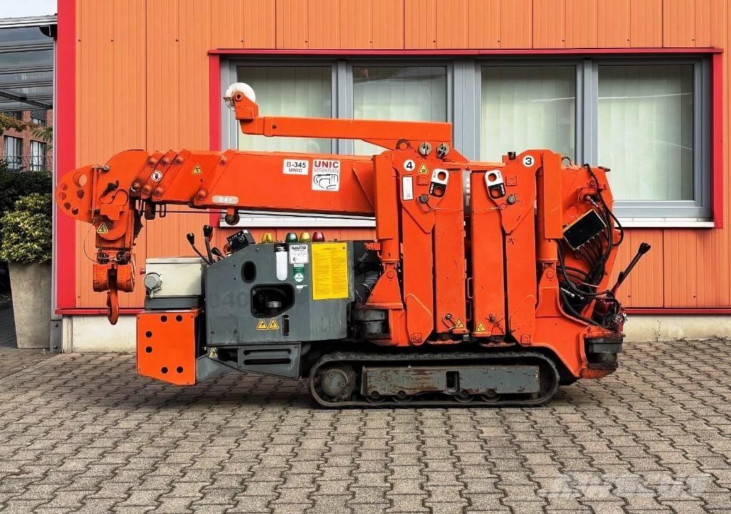 Unic B 345 Pásové žeriavy