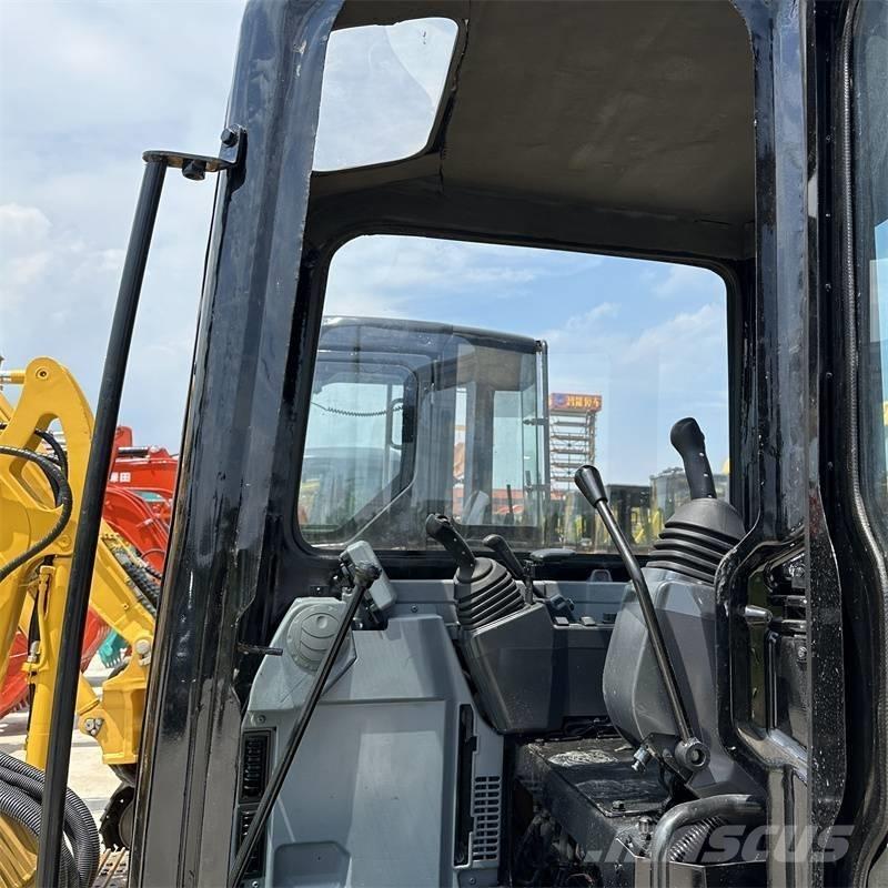 CAT 303.5 E Mini rýpadlá < 7t