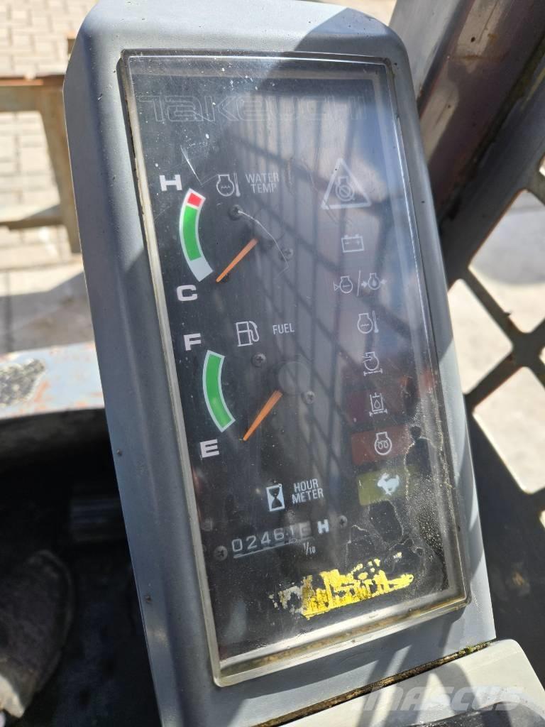 Takeuchi TL120 Šmykom riadené nakladače