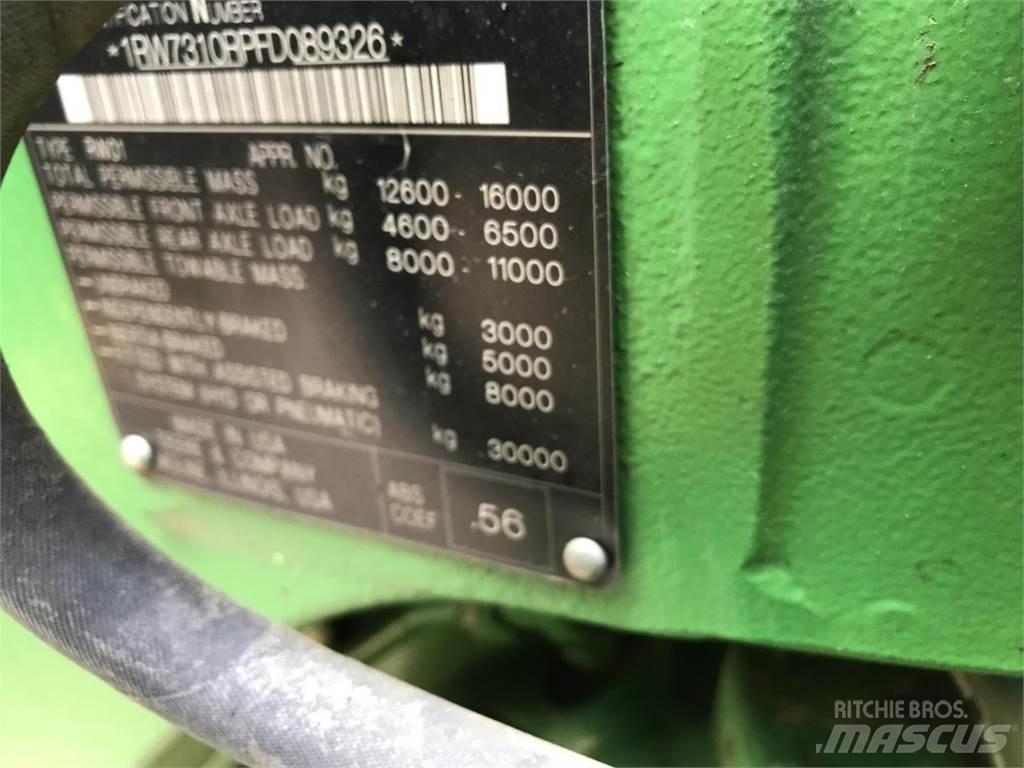 John Deere 7310R Traktory