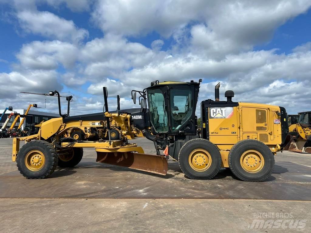 CAT 140M2 Grejdery