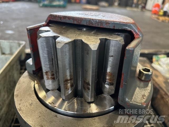 Liebherr SAT 222/220 Prevodovka