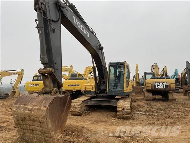 Volvo EC210B Pásové rýpadlá