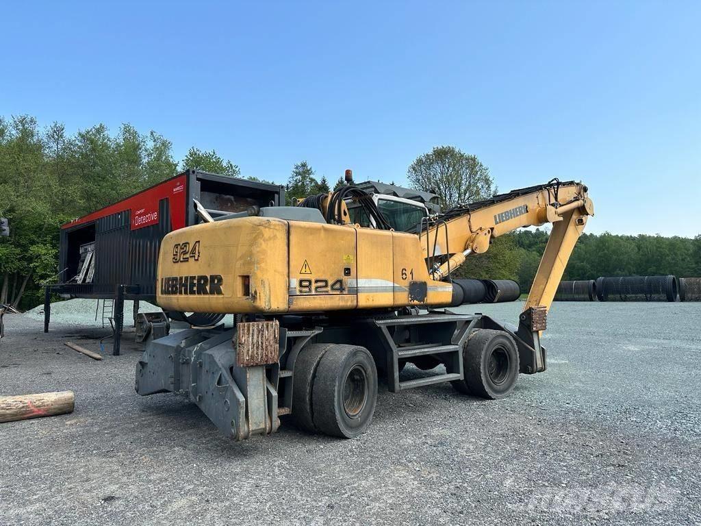 Liebherr A 924C-HD Kolesové rýpadlá