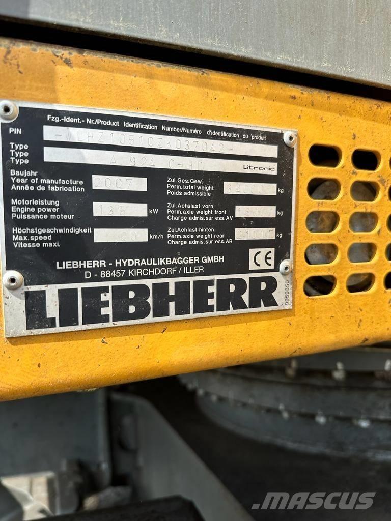 Liebherr A 924C-HD Kolesové rýpadlá