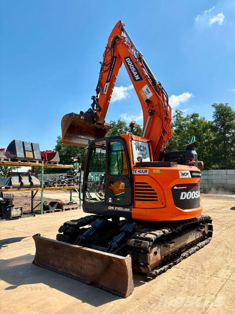 Doosan DX 140 LCR-7 Pásové rýpadlá
