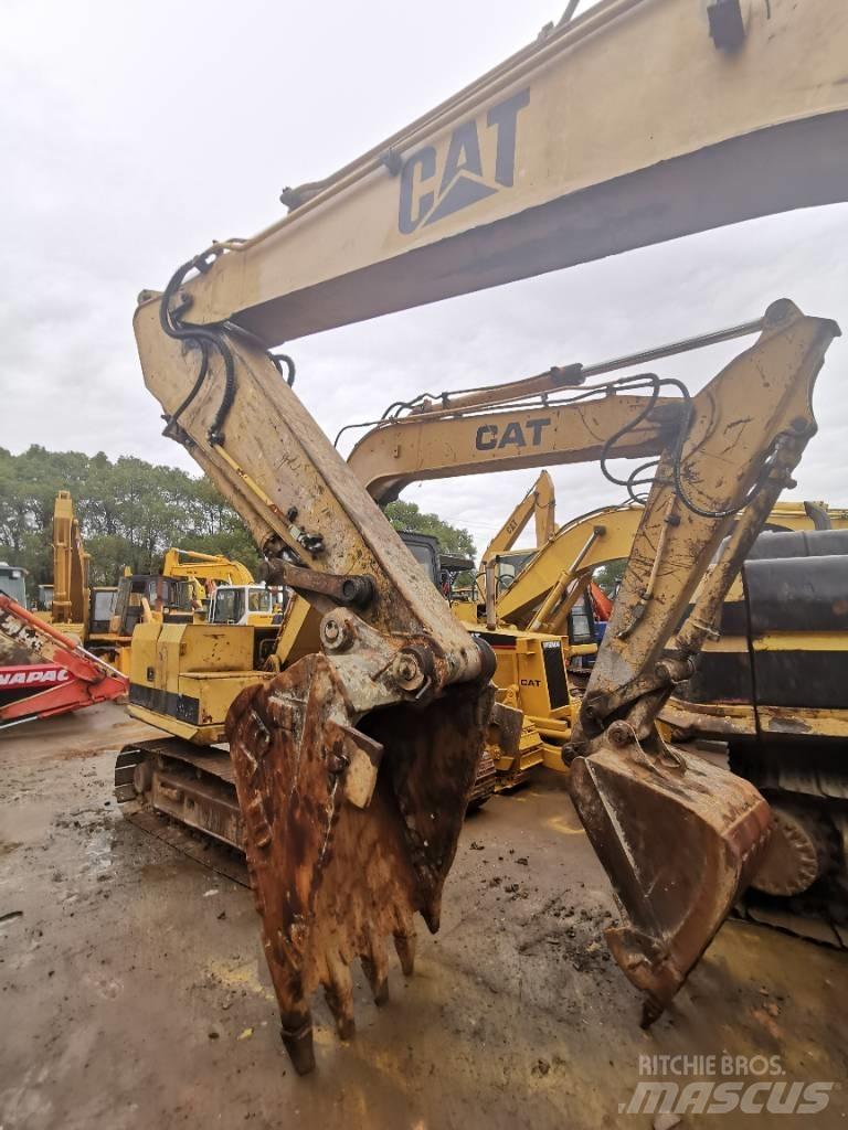 CAT E 70 B Pásové rýpadlá