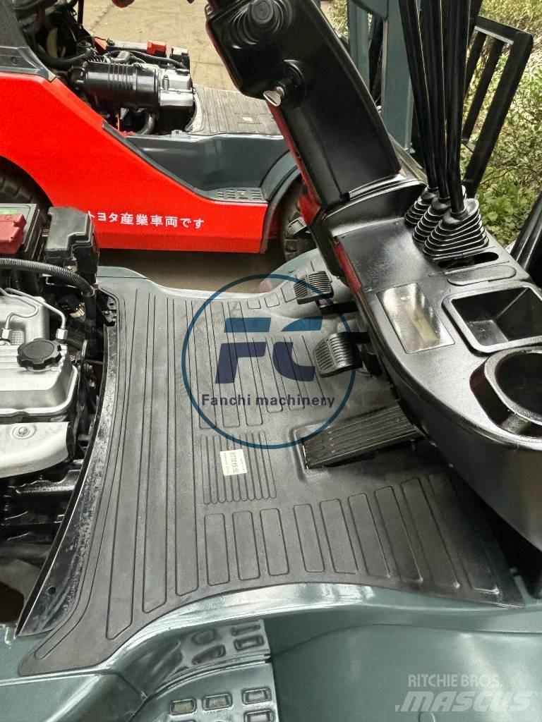 Toyota FDZN 30 Dieselové vozíky
