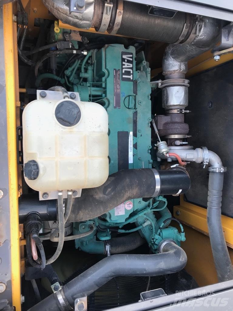 Volvo EC 250 E Pásové rýpadlá