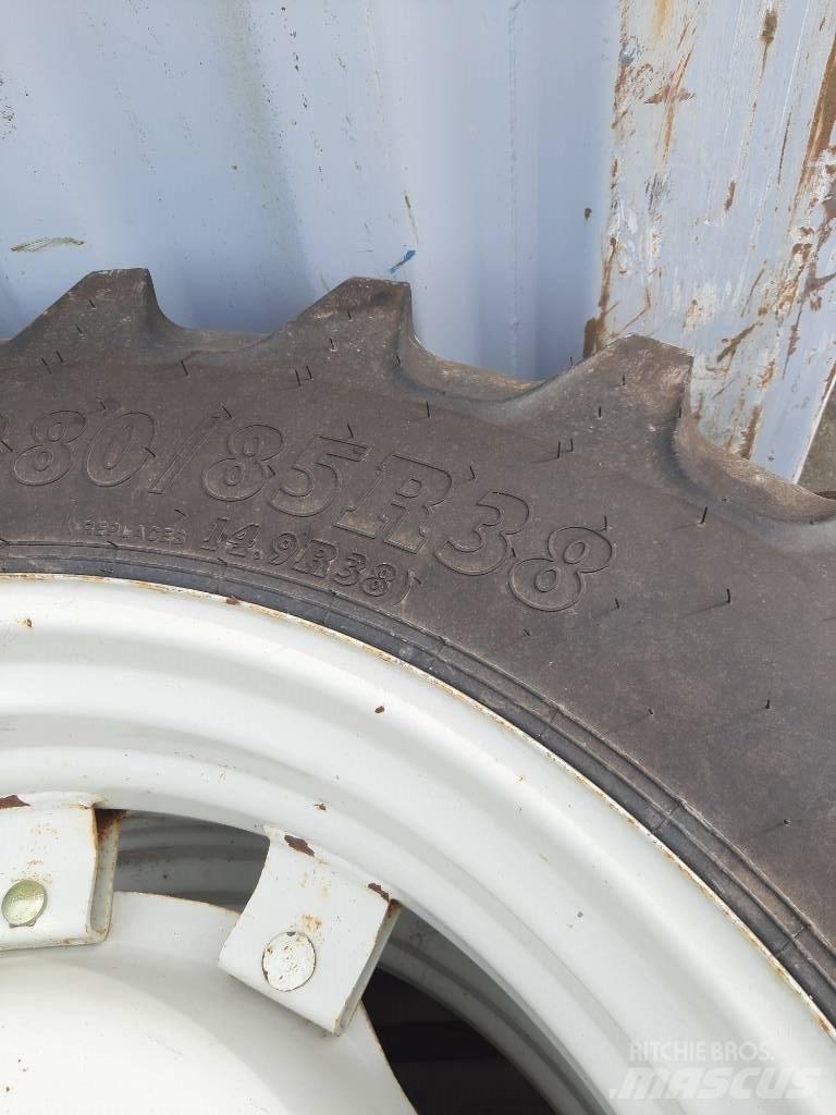 BKT 380/85R34 Ďalšie príslušenstvo traktorov