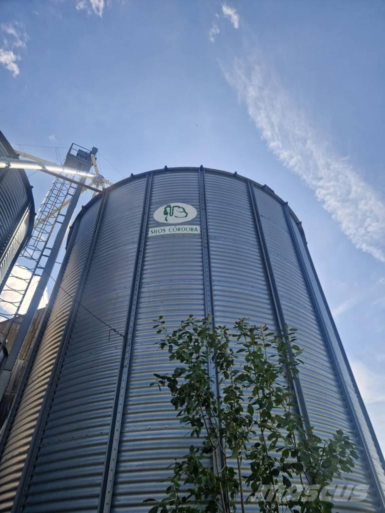  Cordoba Steel silos Nádrže, tanky