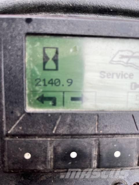 John Deere 9009A Kosačky fervejí