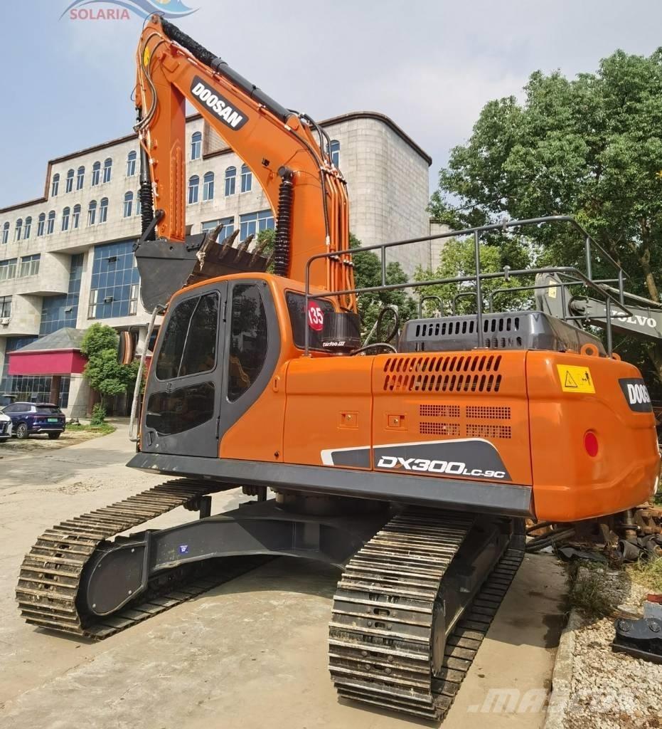 Doosan DX 300 LC Pásové rýpadlá