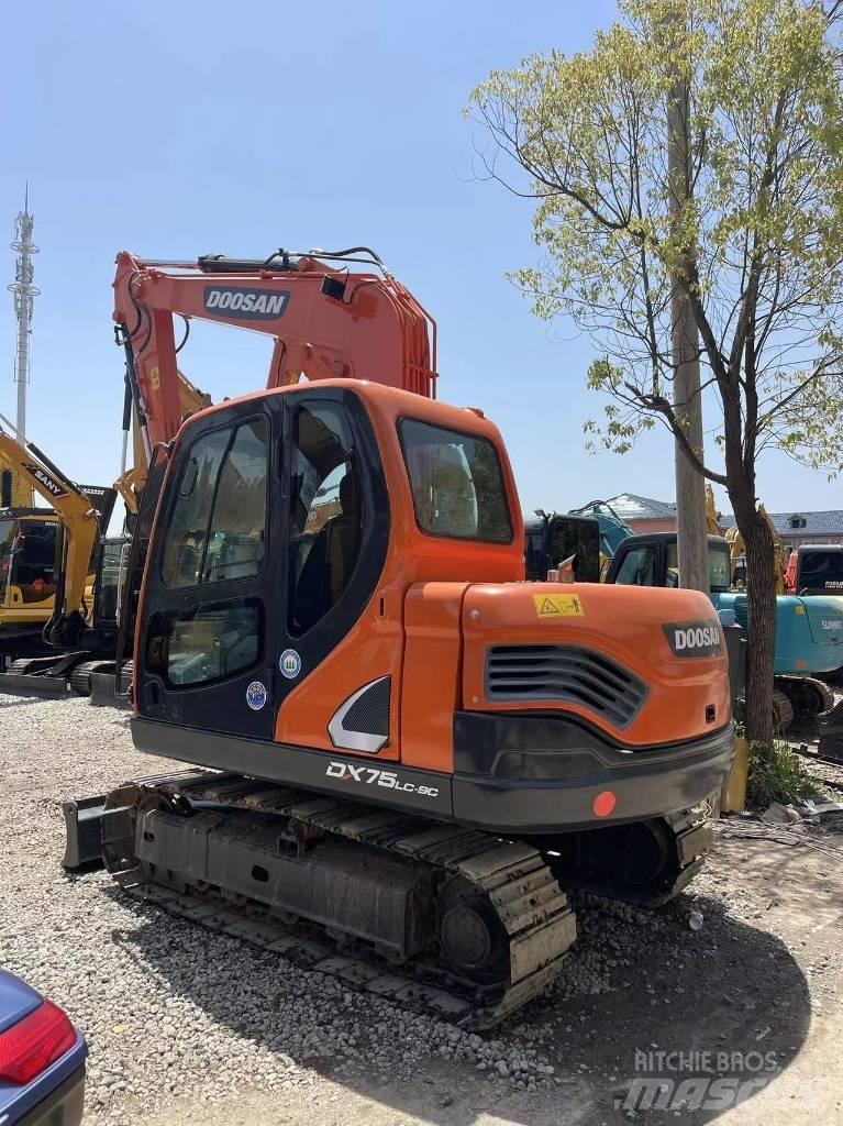 Doosan DX75 Mini rýpadlá < 7t