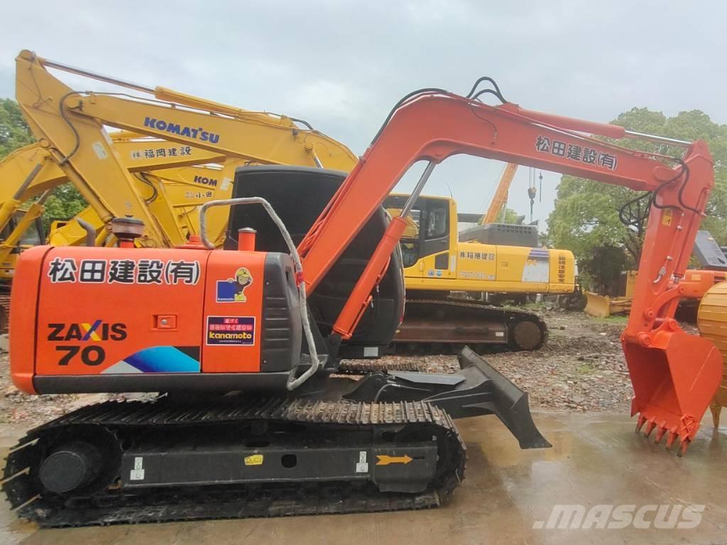 Hitachi ZX 70 Midi rýpadlá 7 t - 12 t