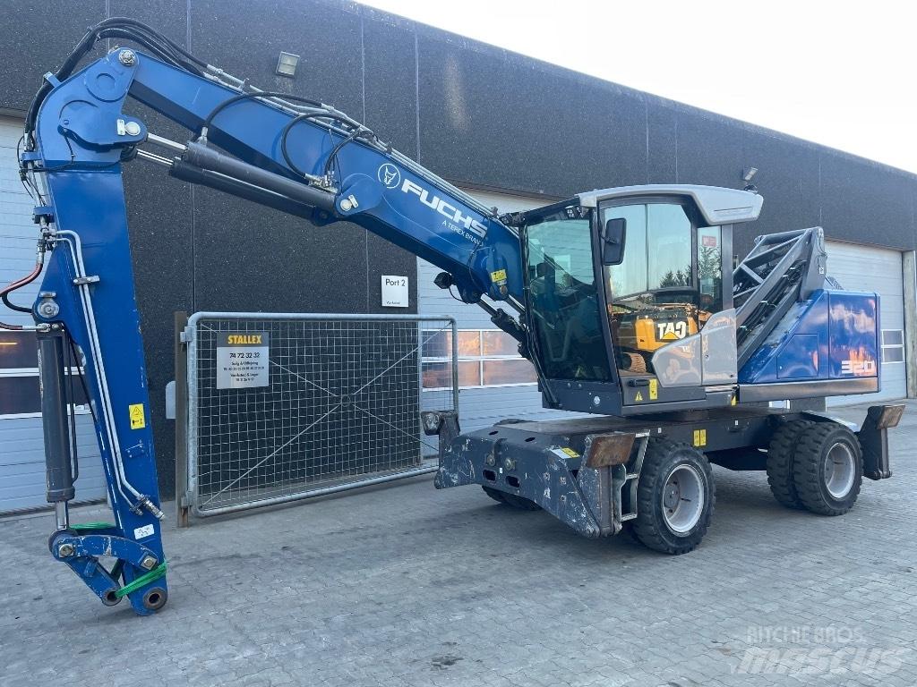 Fuchs MHL320F Stroje pre manipuláciu s odpadom