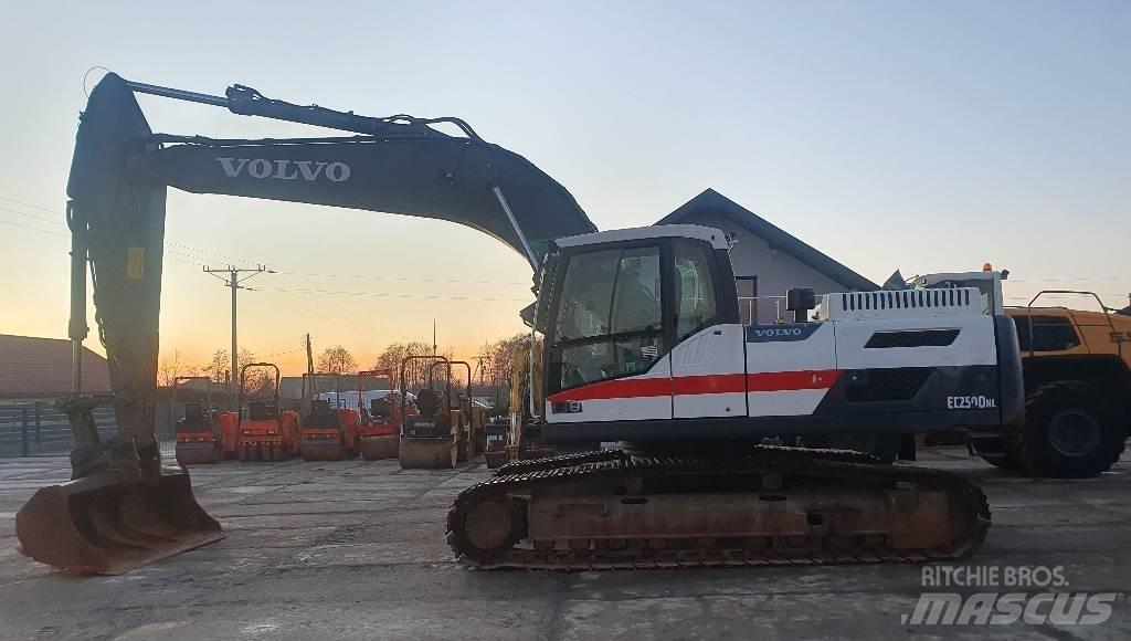 Volvo EC 250 D N L Pásové rýpadlá