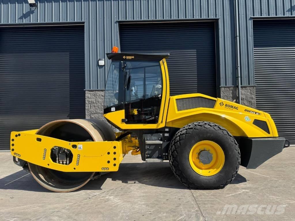 Bomag BW 213 D H-2 Ťahačové valce