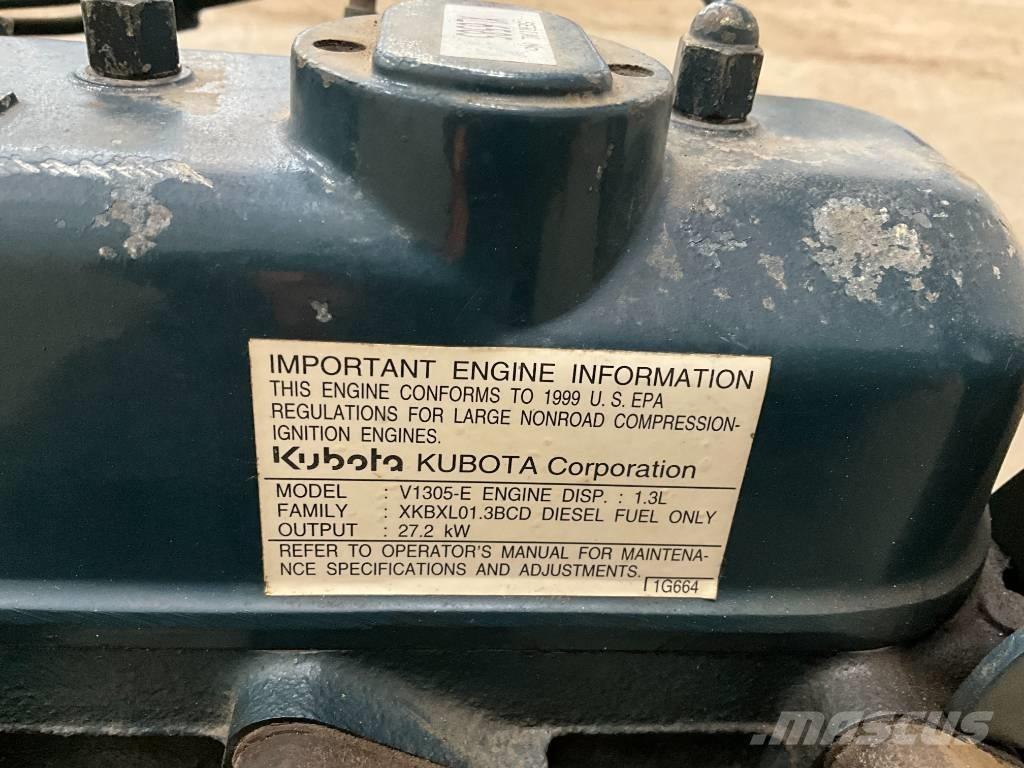Kubota V 1305 Motory