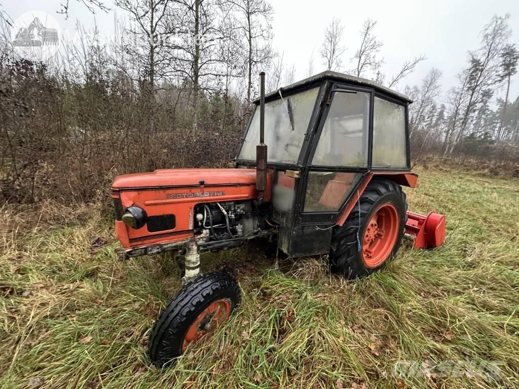 Zetor 6718 Traktory