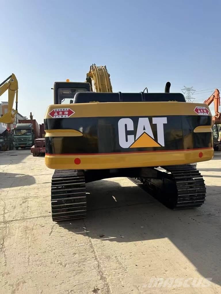 CAT 325 B L Pásové rýpadlá