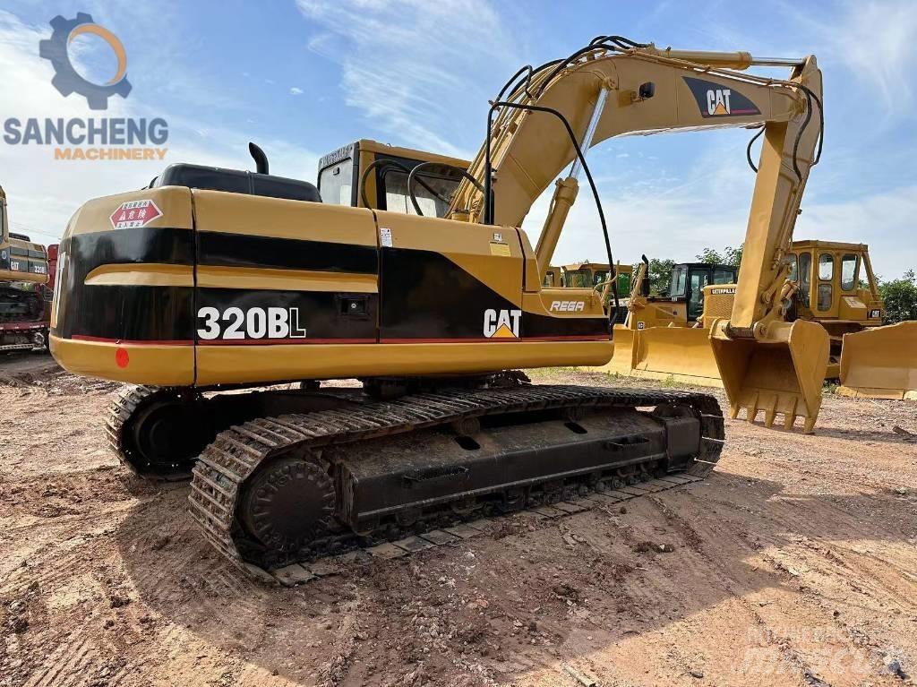 CAT 320 B L Pásové rýpadlá