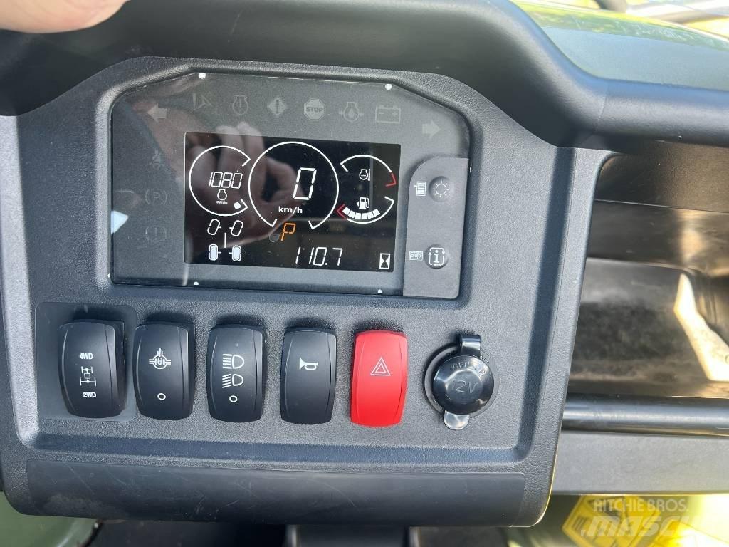 John Deere 855 Úžitkové vozne