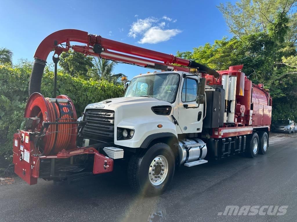 Freightliner 114 SD Kombinované/Čerpacie cisterny