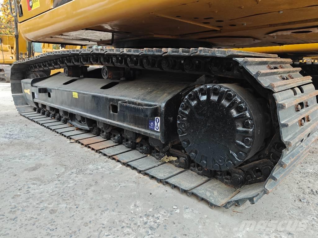 CAT 320 C L Pásové rýpadlá