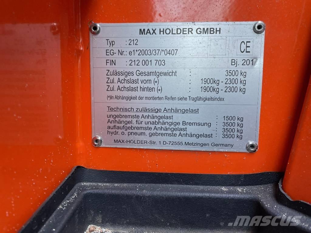Holder B250 Kompaktné traktory