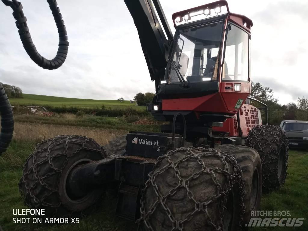 Komatsu 911 Harvestory