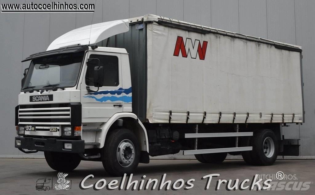 Scania 93M 230 Nákladné vozidlá s bočnou zhrnovacou plachtou