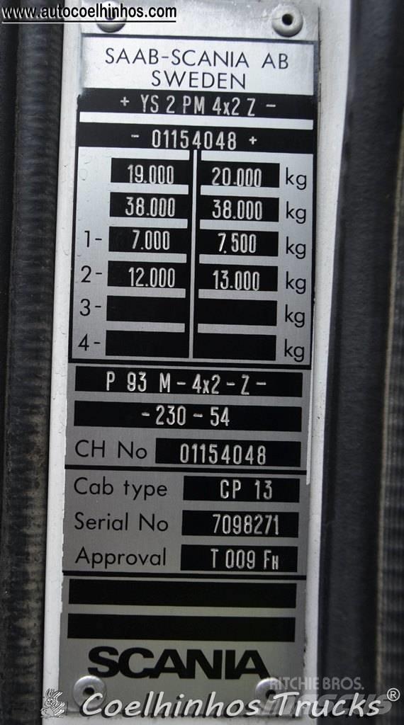 Scania 93M 230 Nákladné vozidlá s bočnou zhrnovacou plachtou