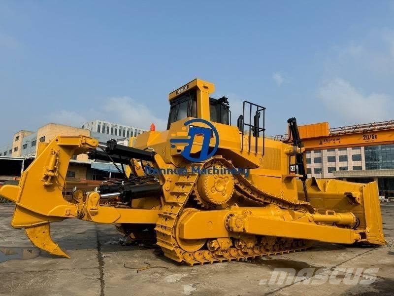CAT D 10 R Pásové dozéry