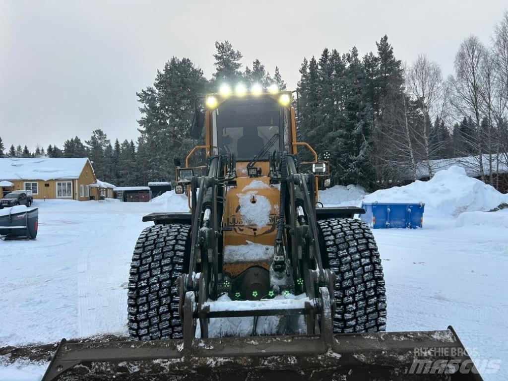 Ljungby L 18 Kolesové nakladače