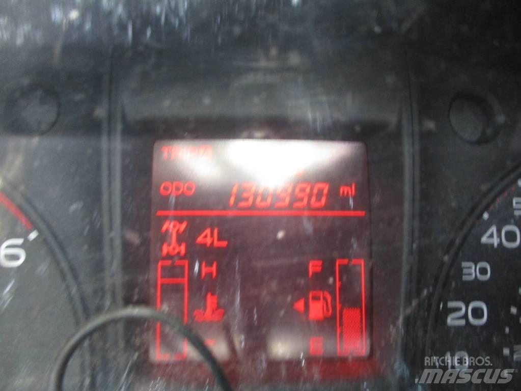 Isuzu D-MAX Nakladacia/sklápacia bočnica