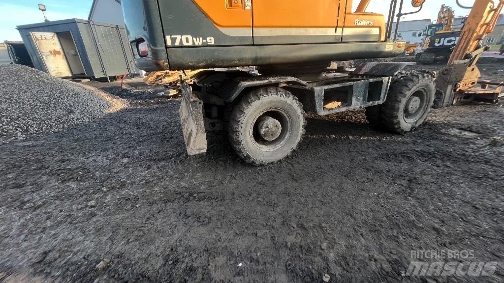 Hyundai Robex 170w-9 Kolesové rýpadlá