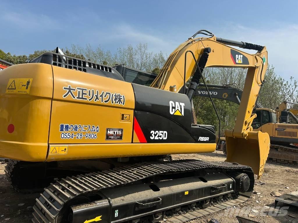 CAT 325 D Midi rýpadlá 7 t - 12 t