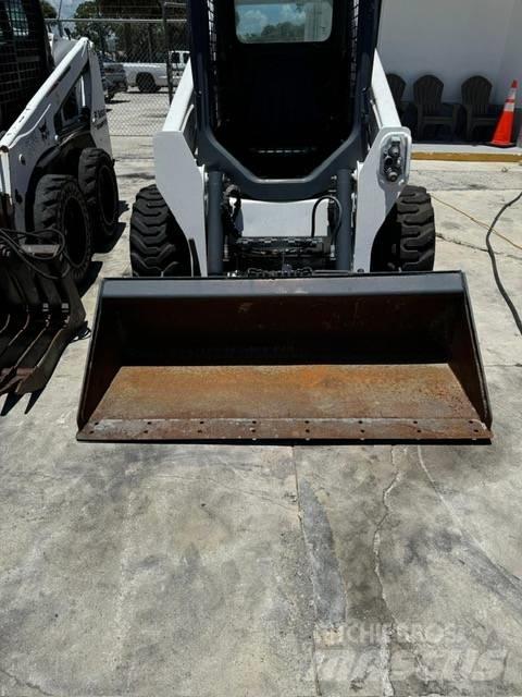 Bobcat S570 Šmykom riadené nakladače