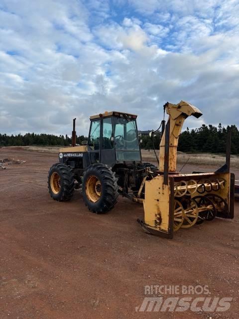 New Holland 9030 Traktory