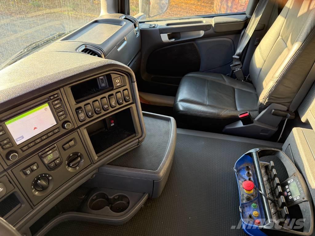 Scania G490 8x2 Lanový nosič kontajnerov