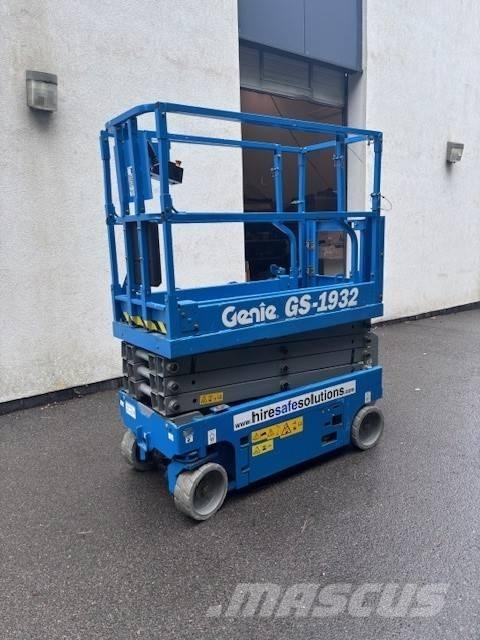 Genie GS 1932 Nožnicové zdvíhacie plošiny